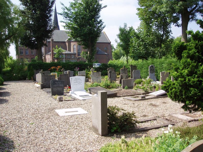 Foto van de Rooms Katholieke begraafplaats te Wormer